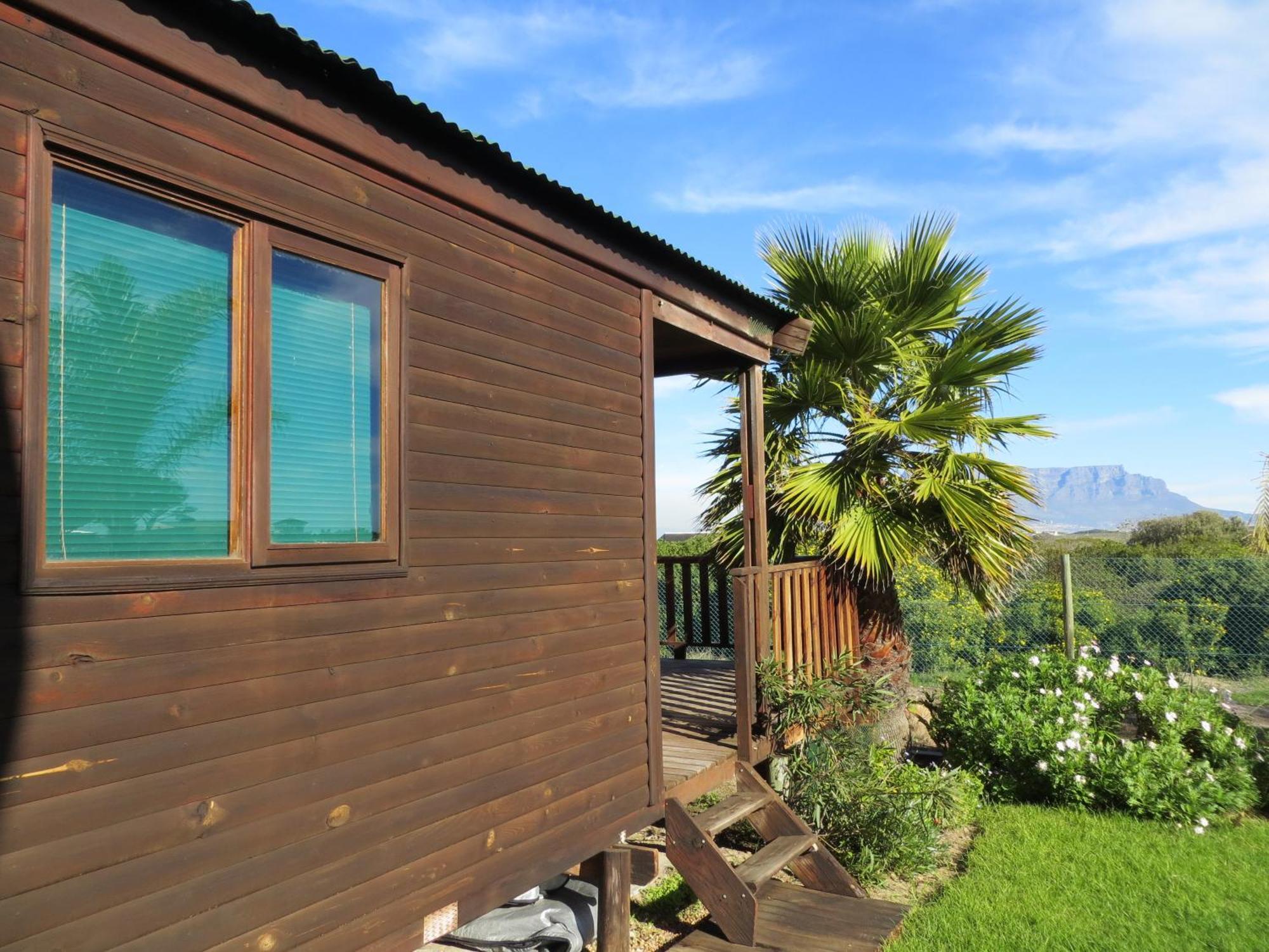 Cape Oasis Guesthouse Bloubergstrand Kültér fotó