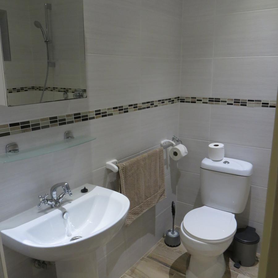 Cape Oasis Guesthouse Bloubergstrand Kültér fotó